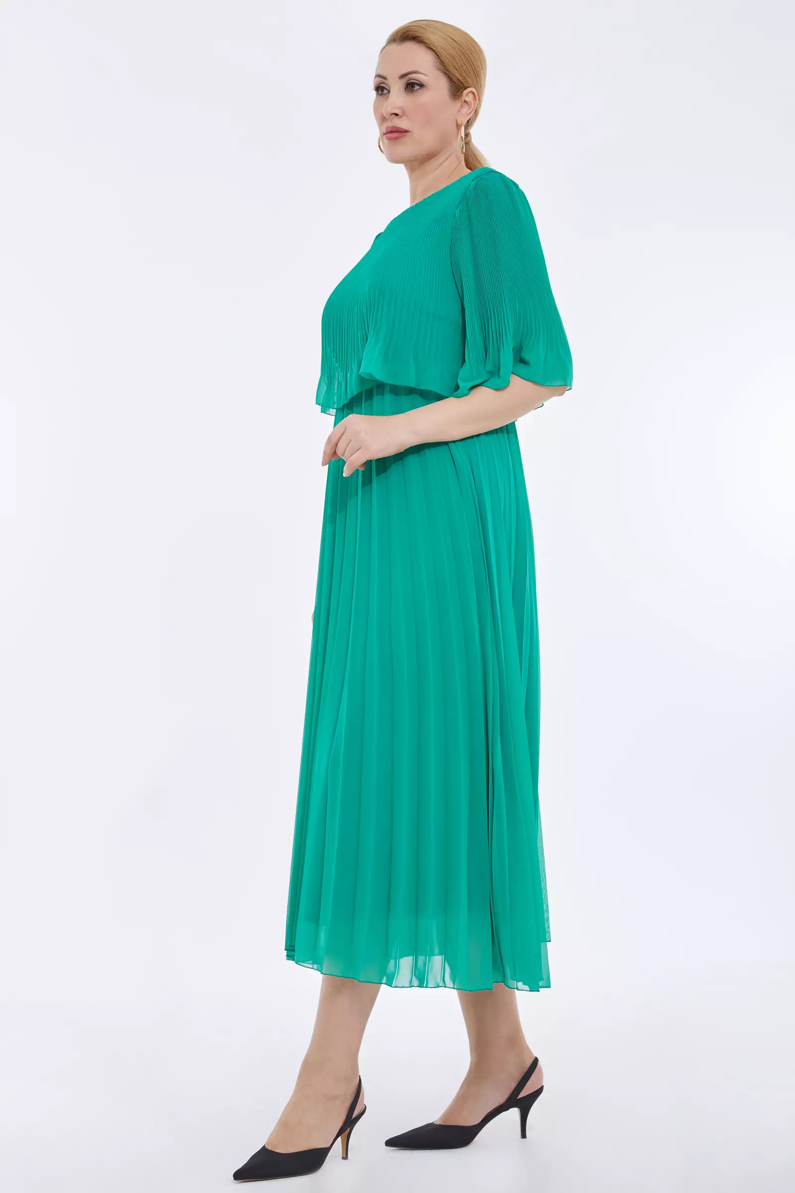 Green plus size chiffon short sleeve midi dress