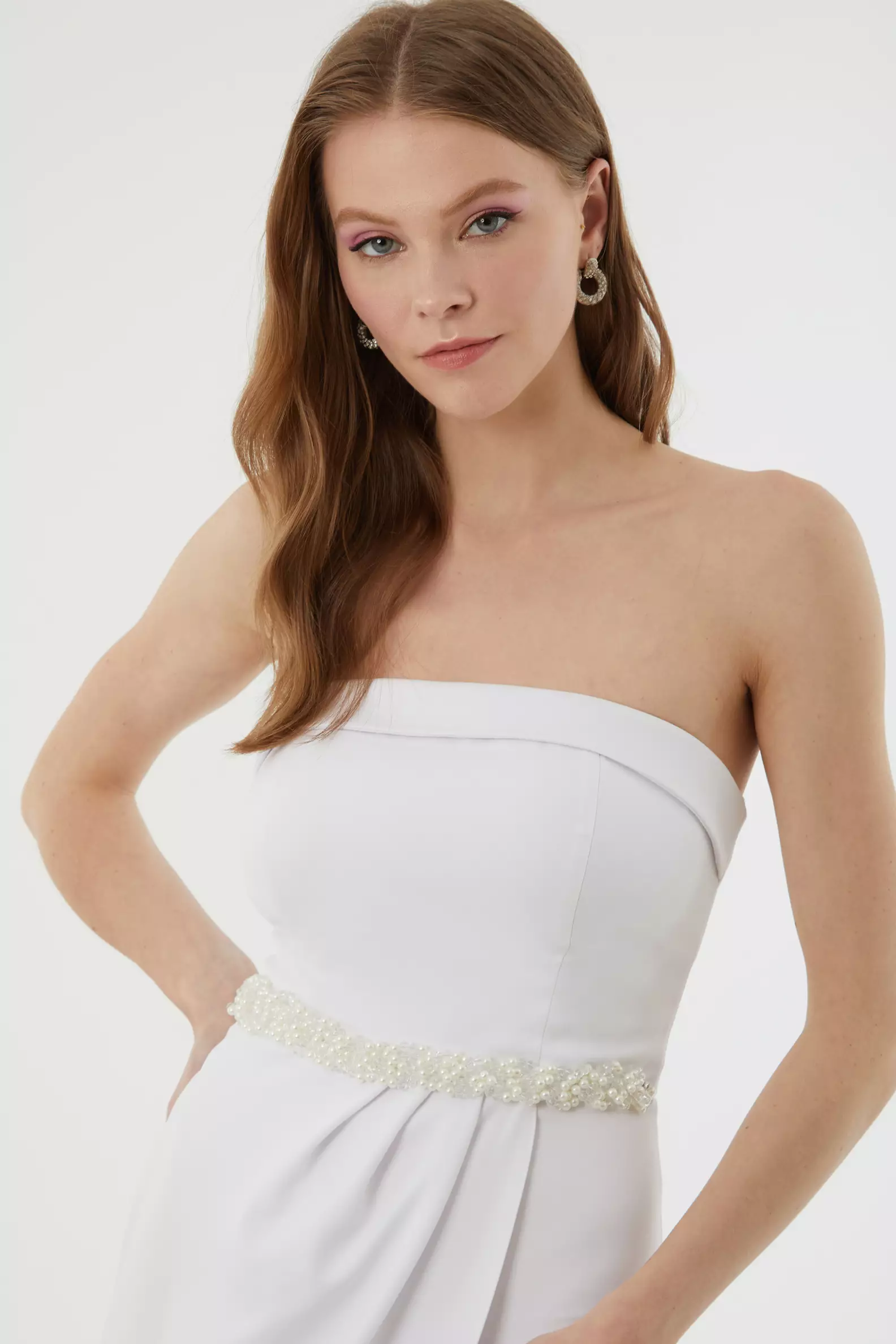 White crepe sleeveless midi dress