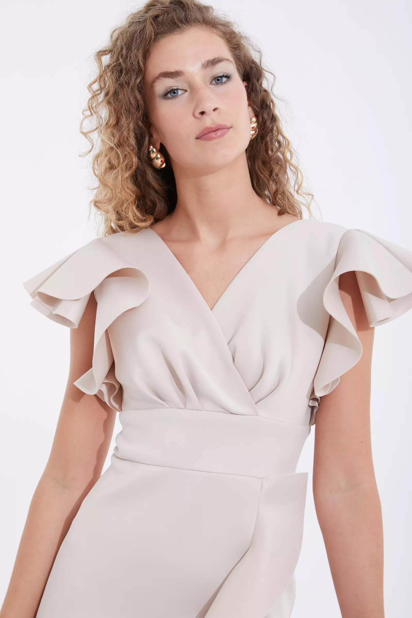 Beige dolphin sleeveless midi dress