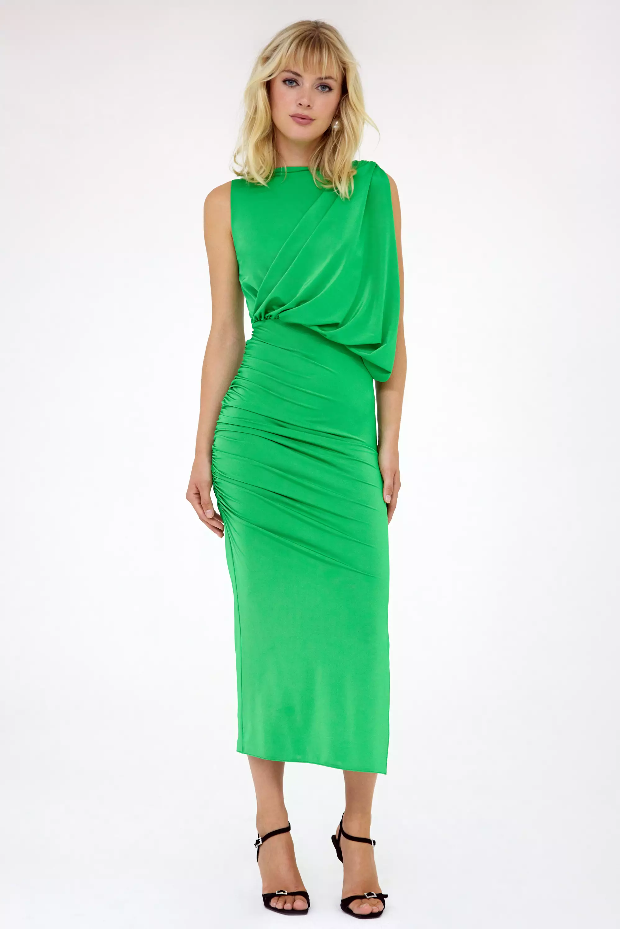 Green sandy sleeveless maxi dress