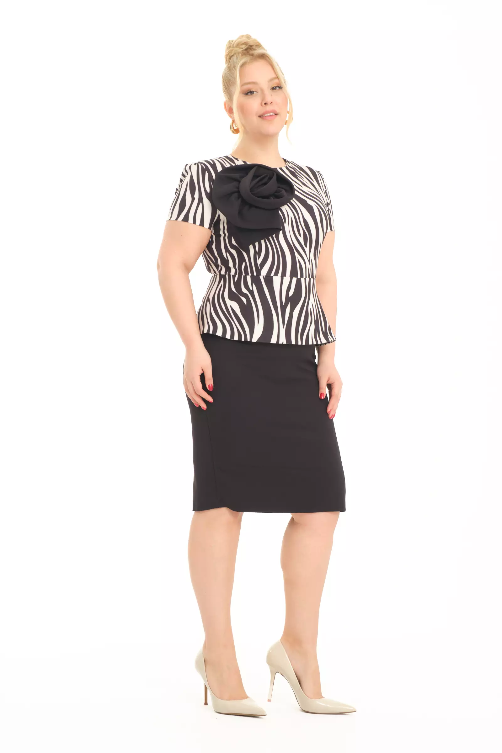 Printed plus size crepe sleeveless midi dress