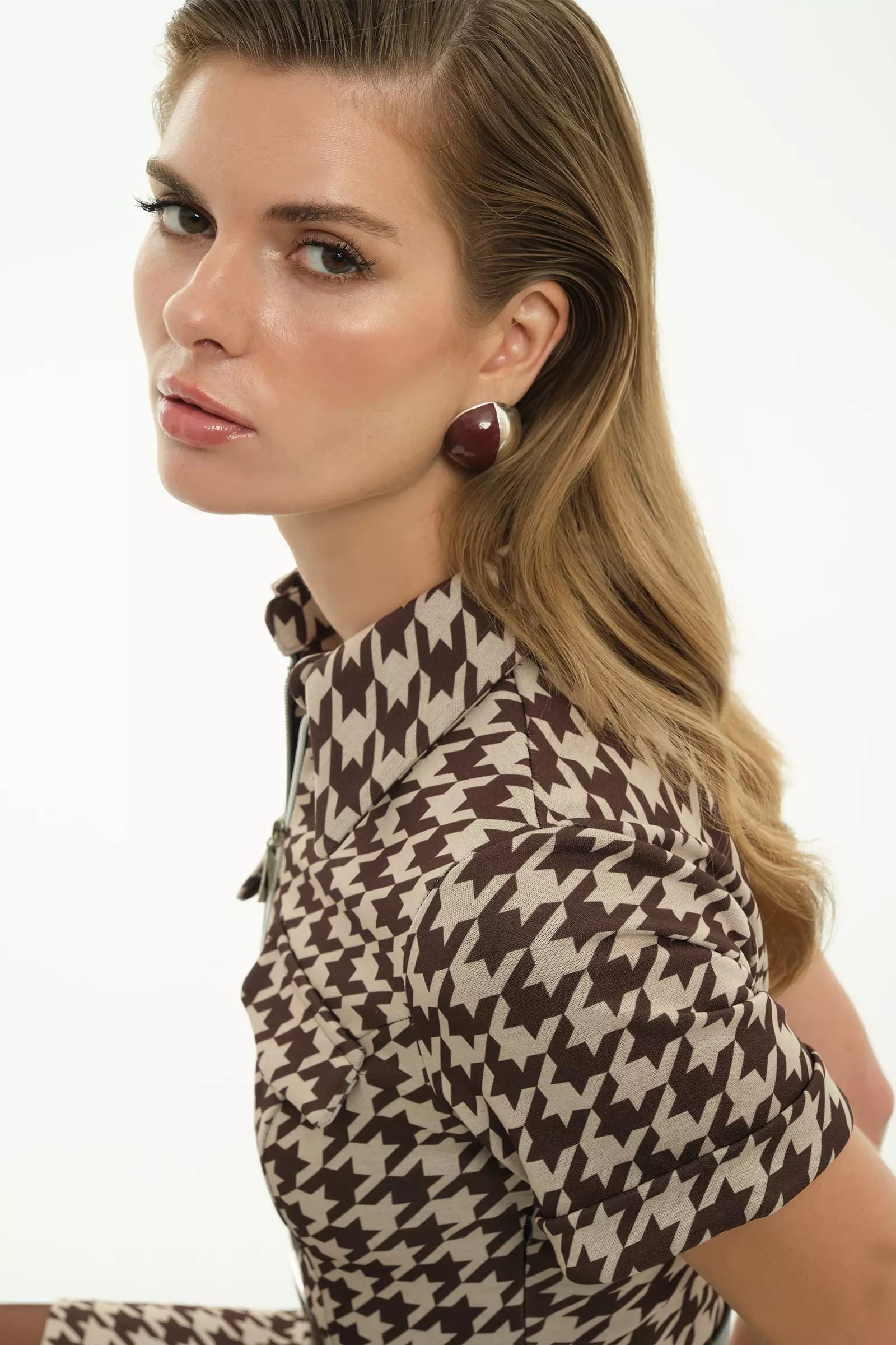Printed woven short sleeve mini dress