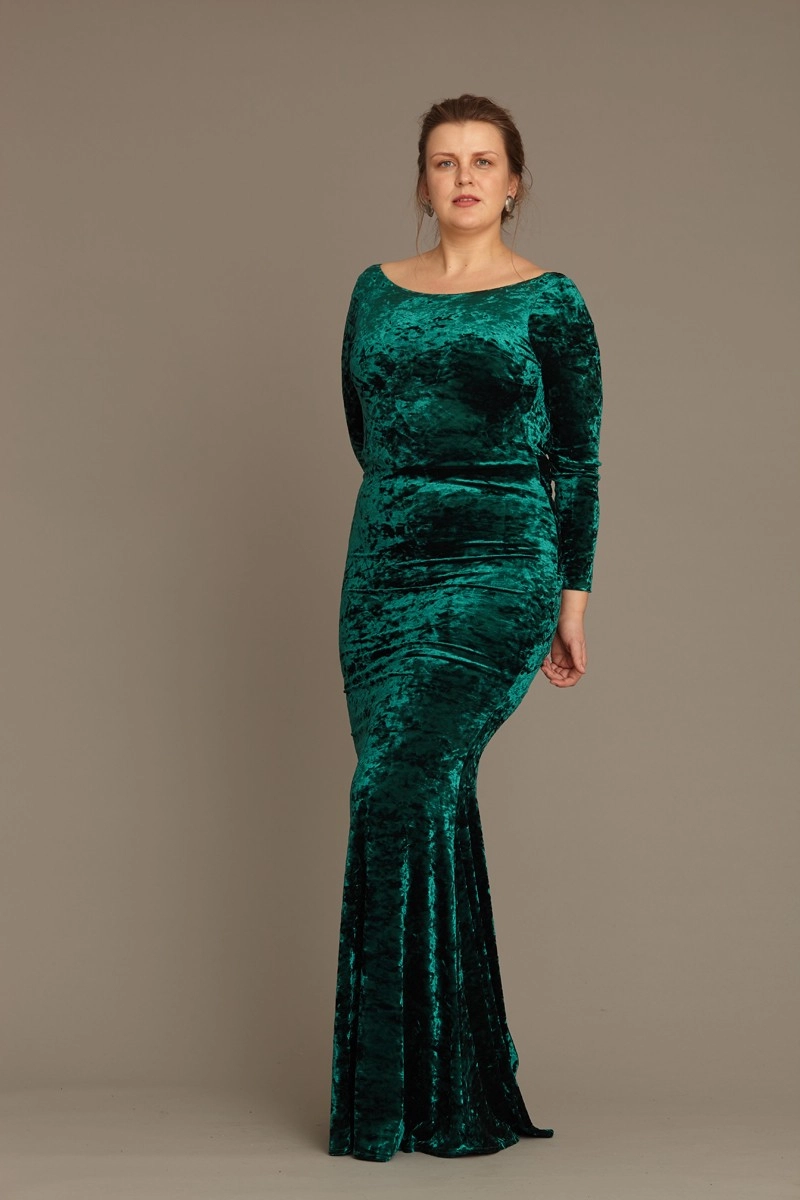 Black Plus Size Velvet Long Sleeve Maxi Dress | All | Fervente