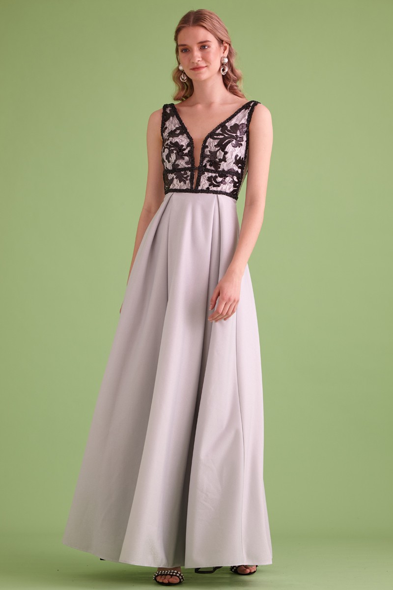 White Knitted Sleeveless Maxi Dress