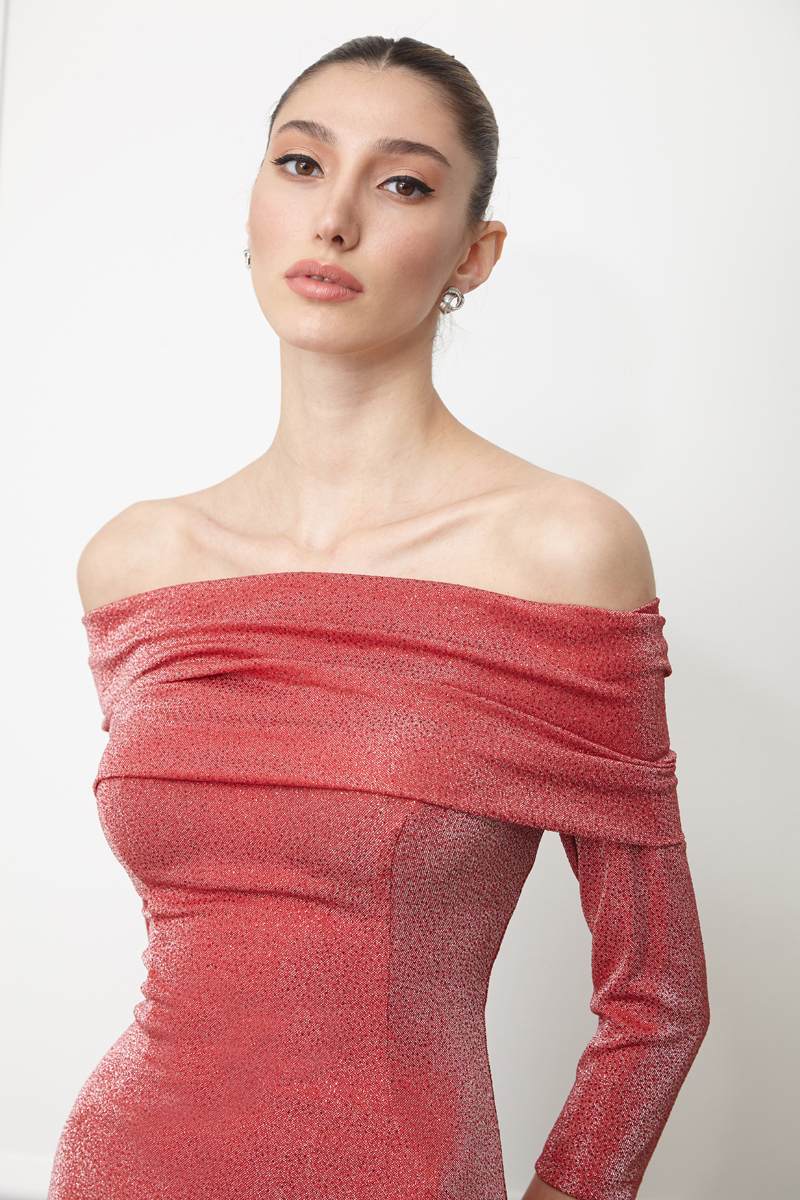Red Knitted Long Sleeve Midi Dress