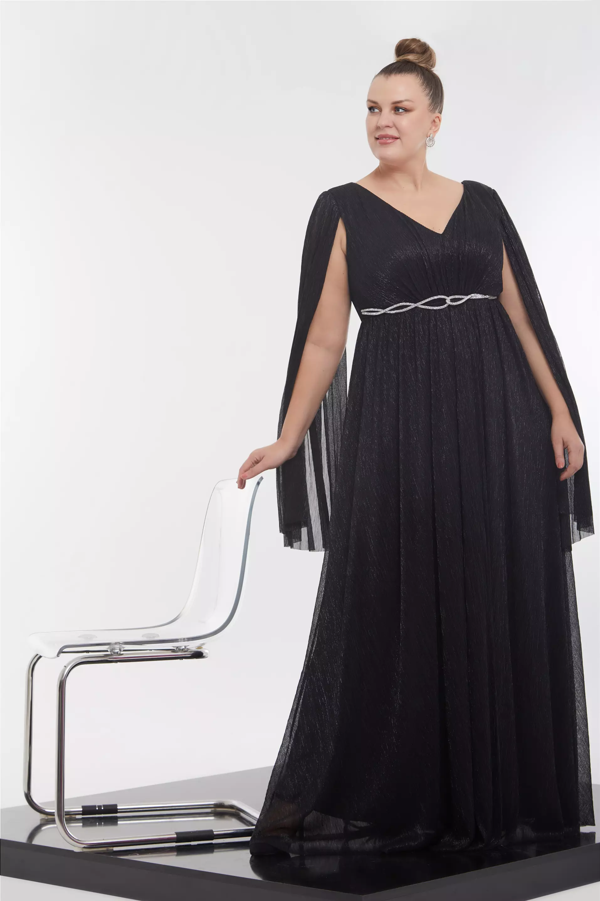 Black Plus Size Moonlight Long Sleeve Maxi Dress