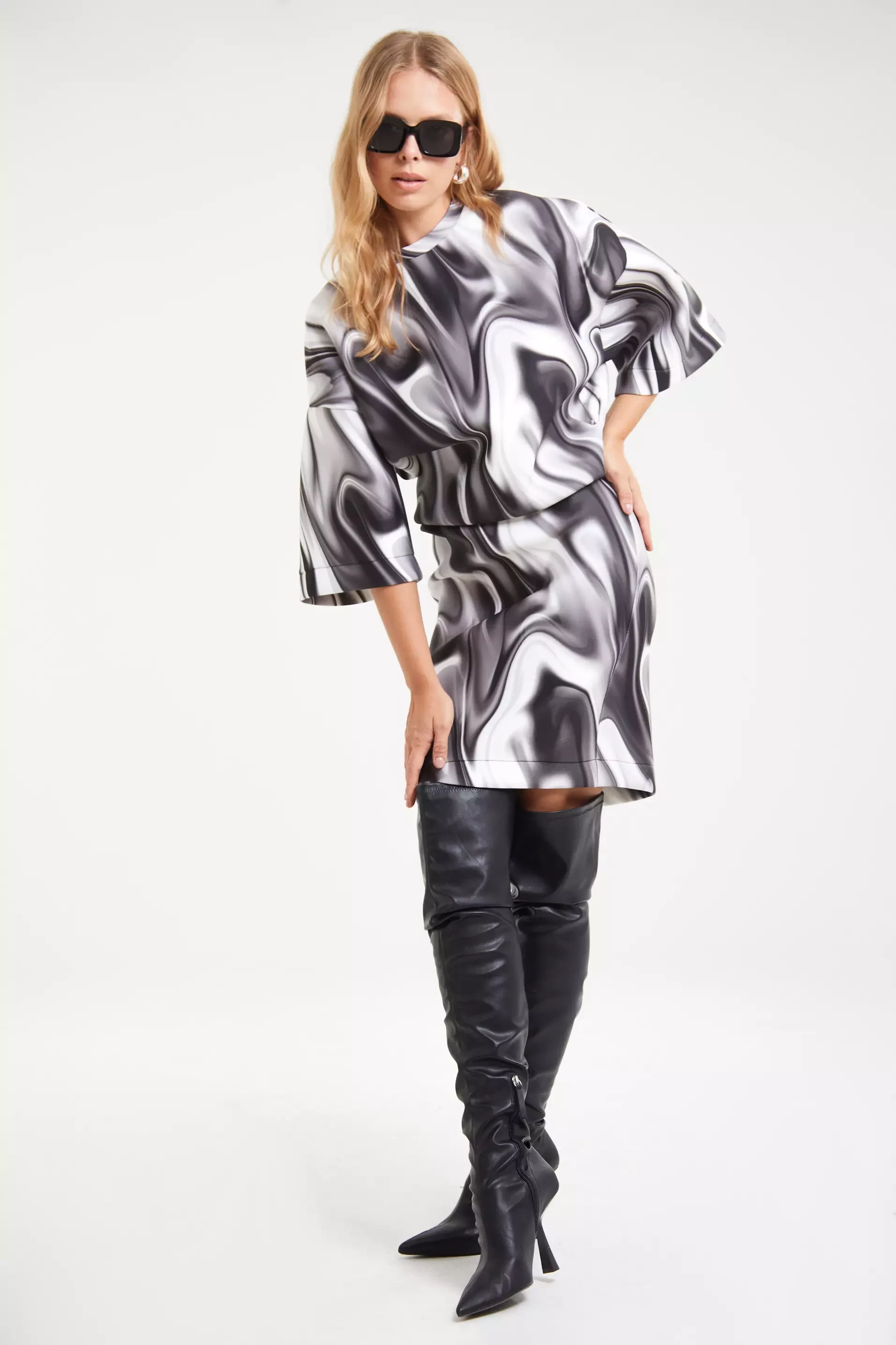 Printed Dalgic Long Sleeve Maxi Dress