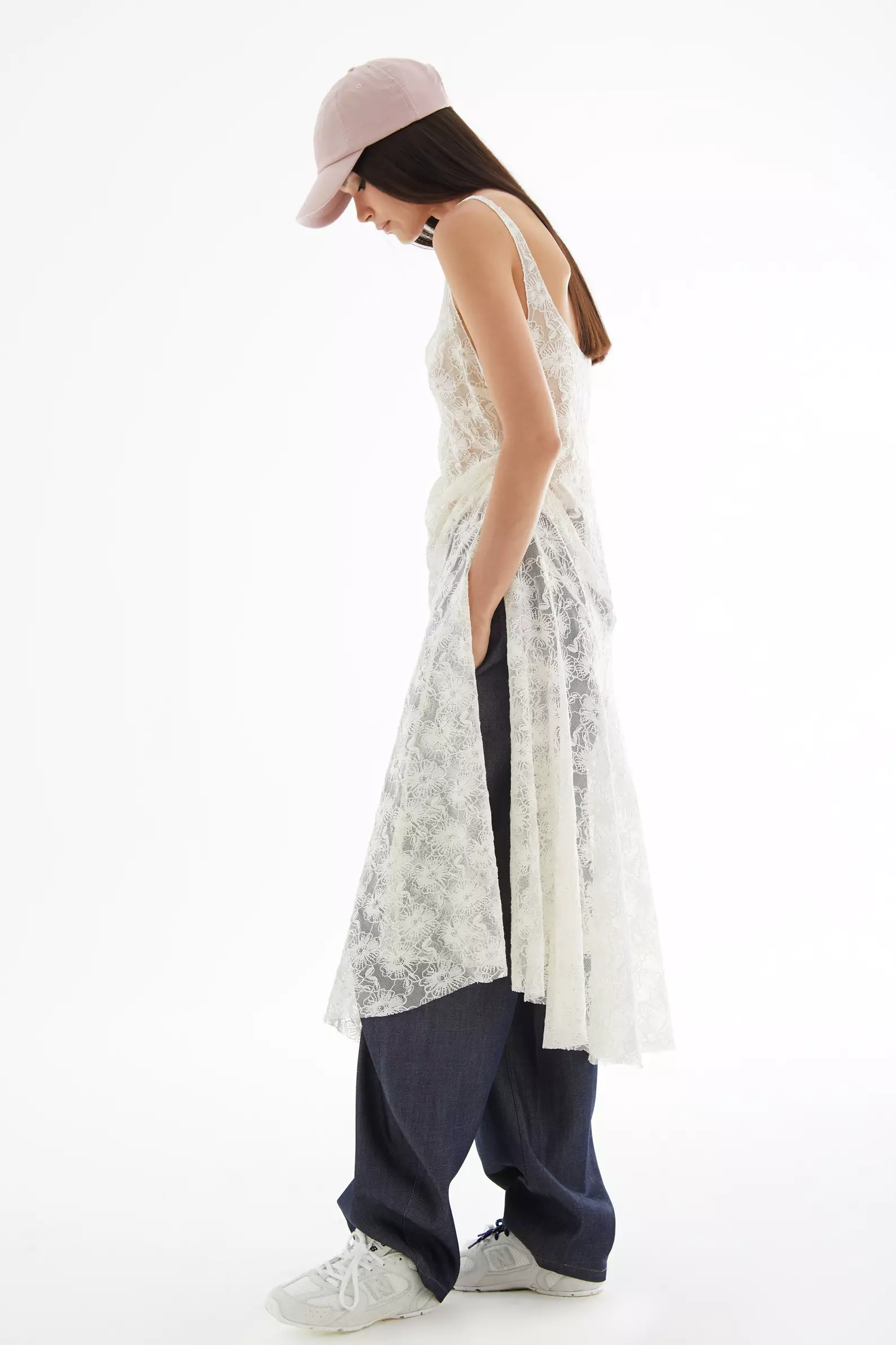 White lace sleeveless midi dress